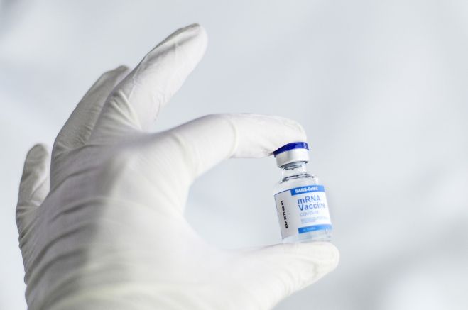 Koronavírus: 70 % dospelej populácie EÚ plne zaočkovaných