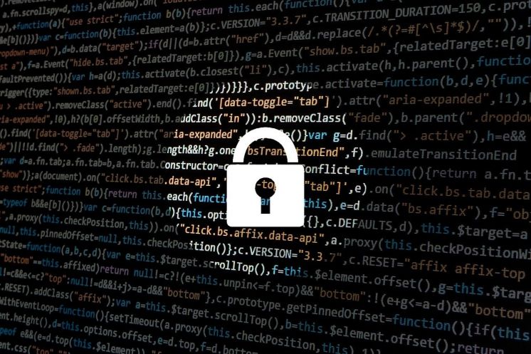 Účinnosť nadobúdajú nové pravidlá na posilnenie kybernetickej bezpečnosti inštitúcií EÚ