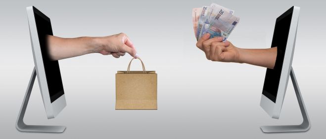 N&aacute;kupy cez internet: Komisia a org&aacute;ny na ochranu spotrebiteľa vyz&yacute;vaj&uacute; obchodn&iacute;kov zos&uacute;ladiť svoju informačn&uacute; politiku s pr&aacute;vnymi predpismi E&Uacute;